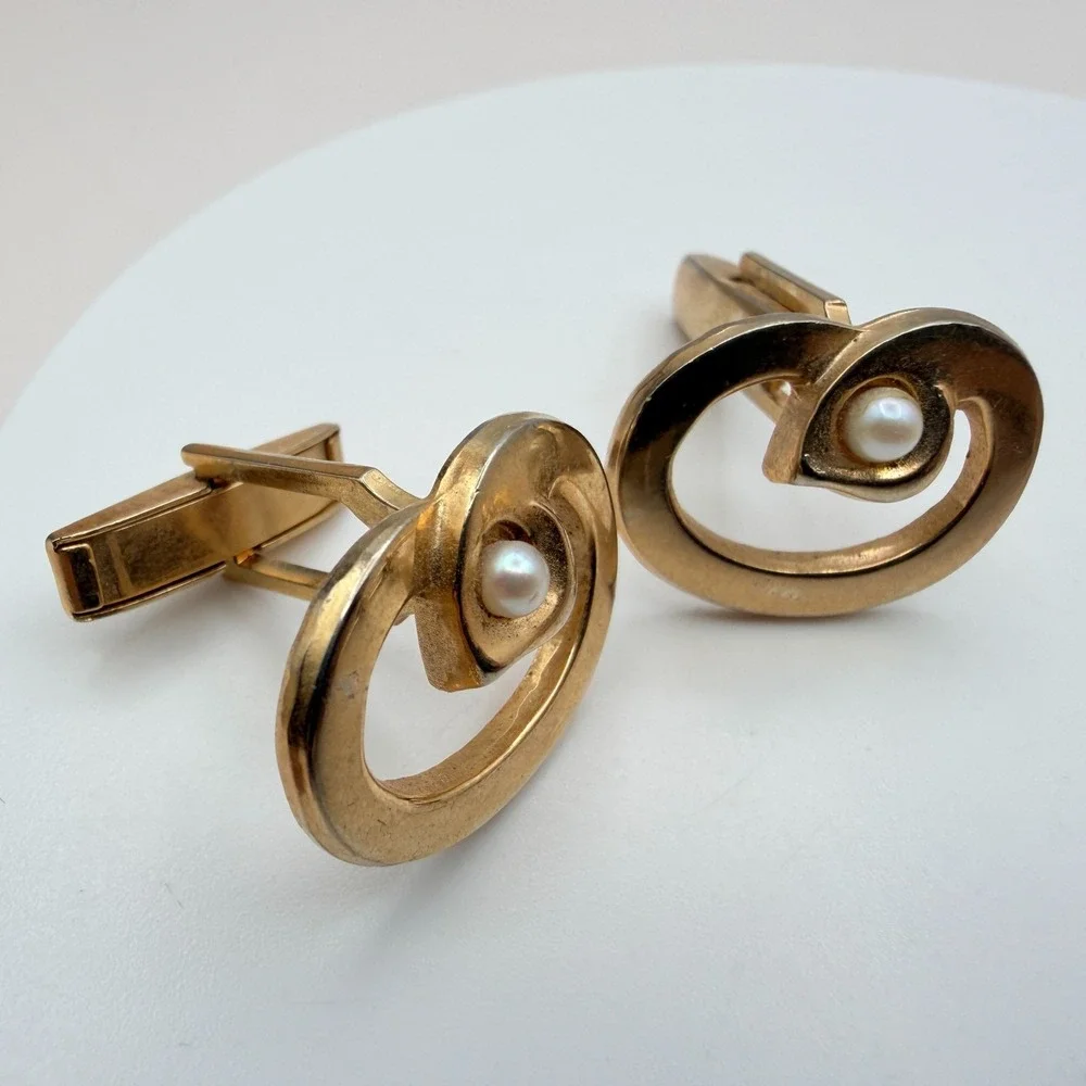Vintage Y2K Gold Tone Faux Pearl Green Glass Cufflinks Set 2 Pair‎ Jewelry